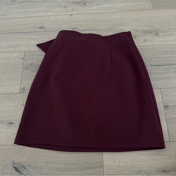 LOFT wrap skirt SzSP - Picture 3 of 3